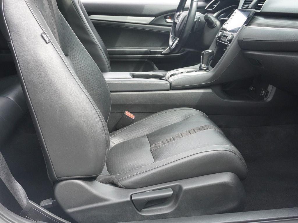 Used 2019  Honda Touring image 24