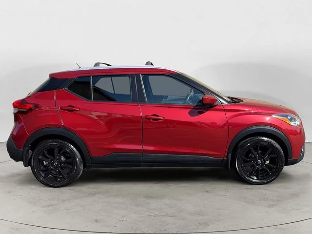 Used 2019 Red Nissan SV image 6