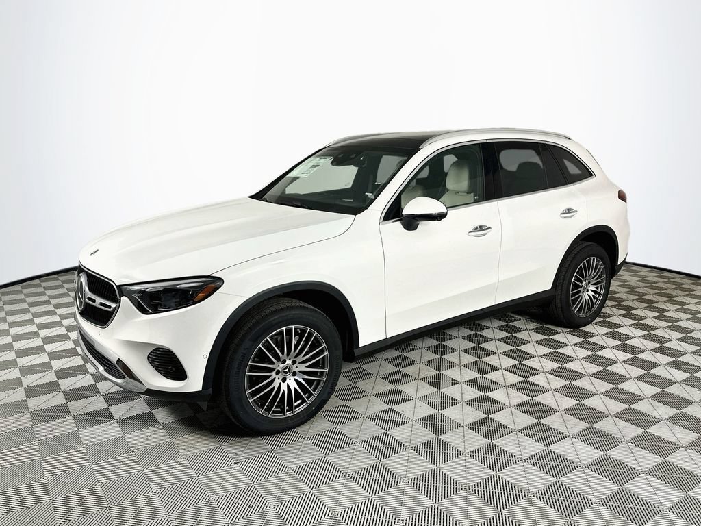 New 2026 Polar White Mercedes-Benz GLC 300 image 37