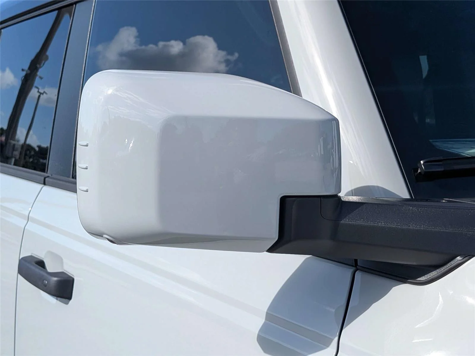 New 2026 Avalanche Gray Ford Outer Banks® image 10