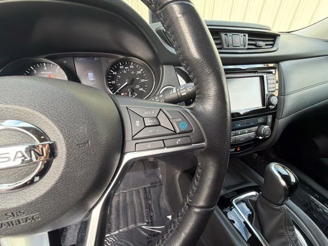 Used 2019 Gray Nissan SV image 30