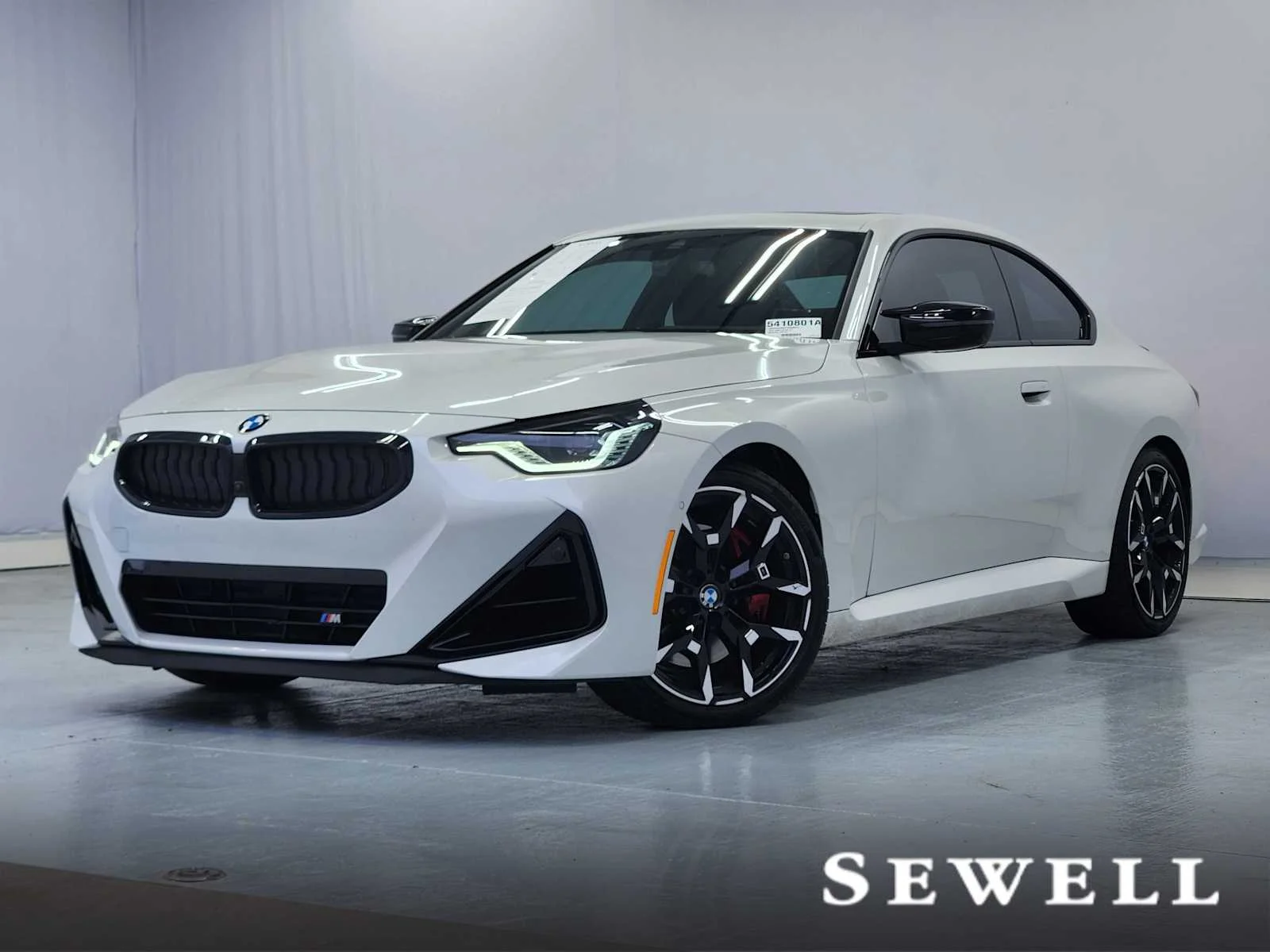 2026 BMW 2 Series M240i Coupe's photo