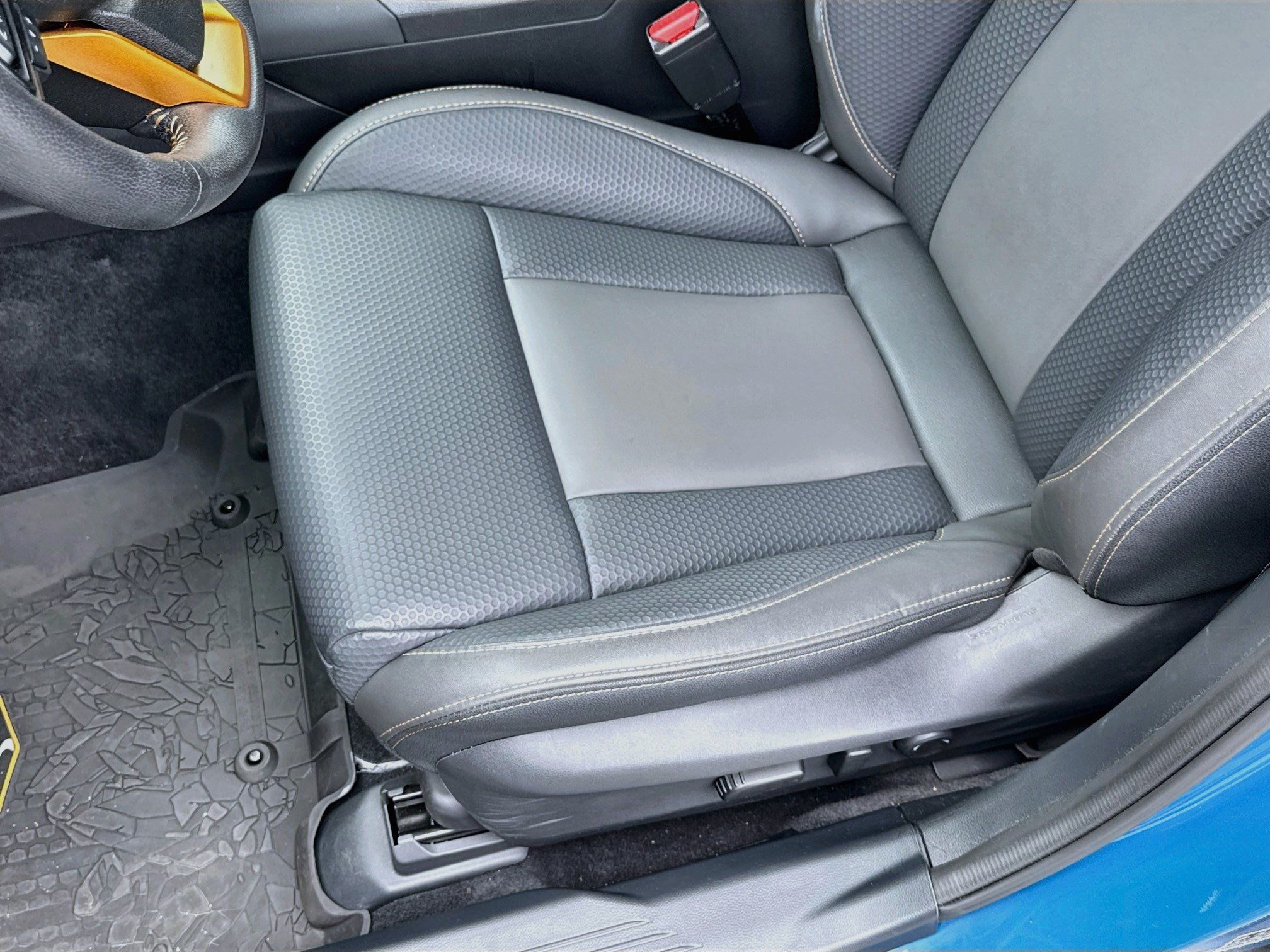 Used 2024 Geyser Blue Subaru Wilderness image 21