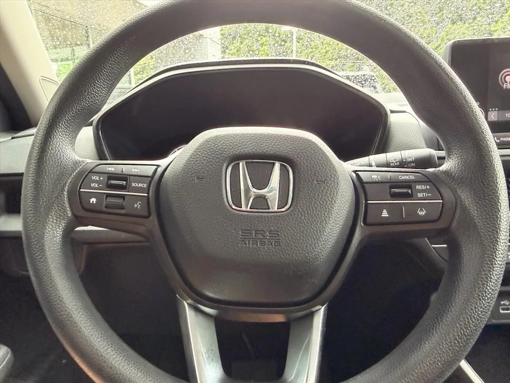Used 2024  Honda EX image 18