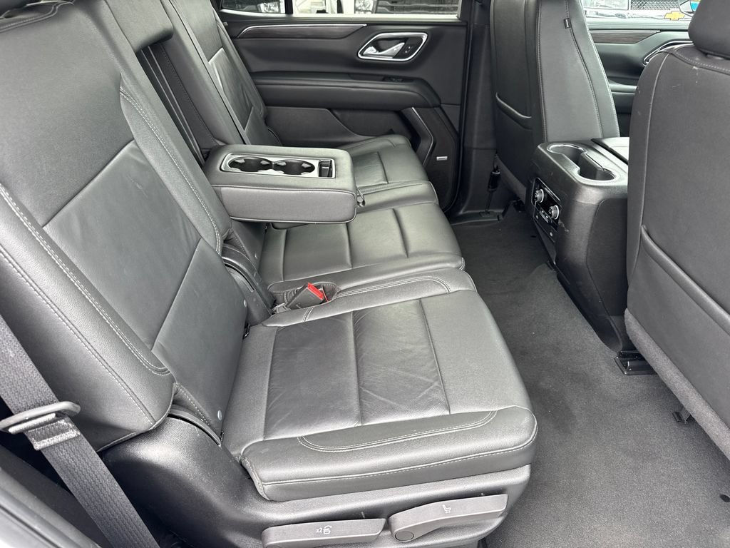 Used 2024 Summit White Chevrolet LT image 18