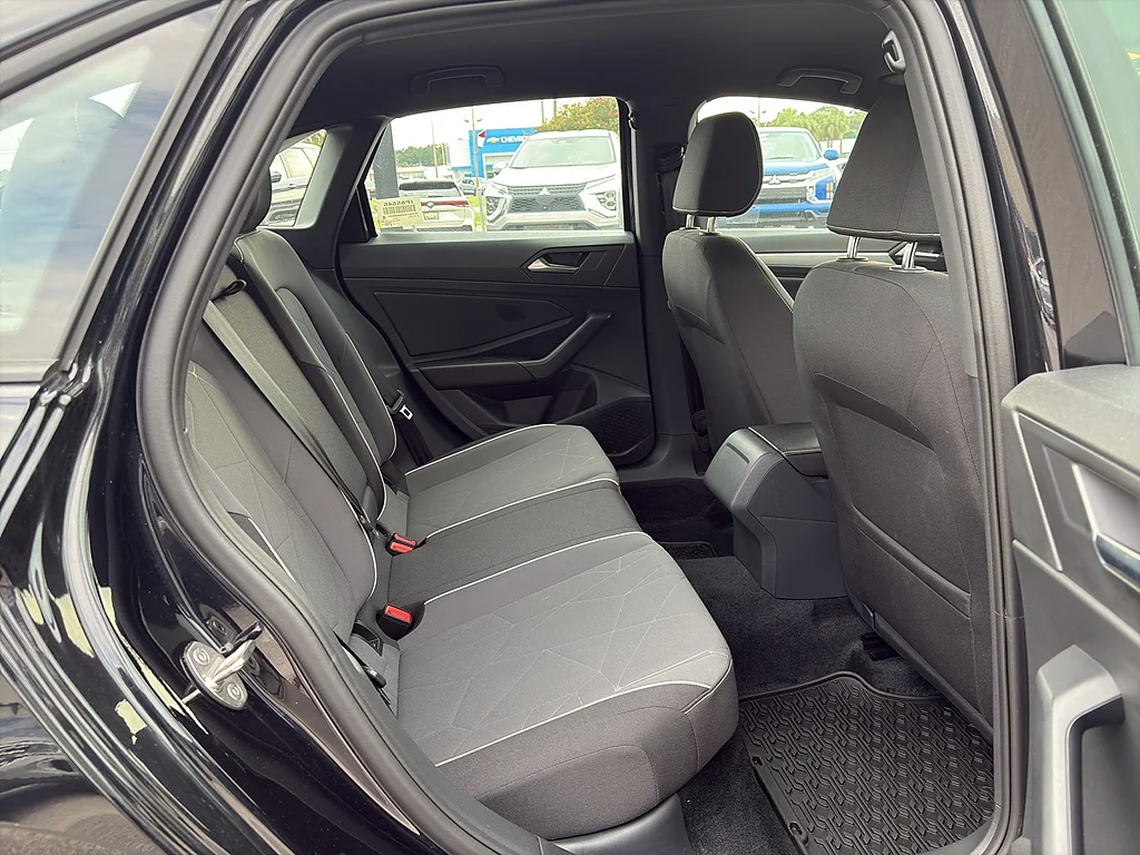 Certified Used 2025 Deep Black Pearl Volkswagen Sport Auto image 17