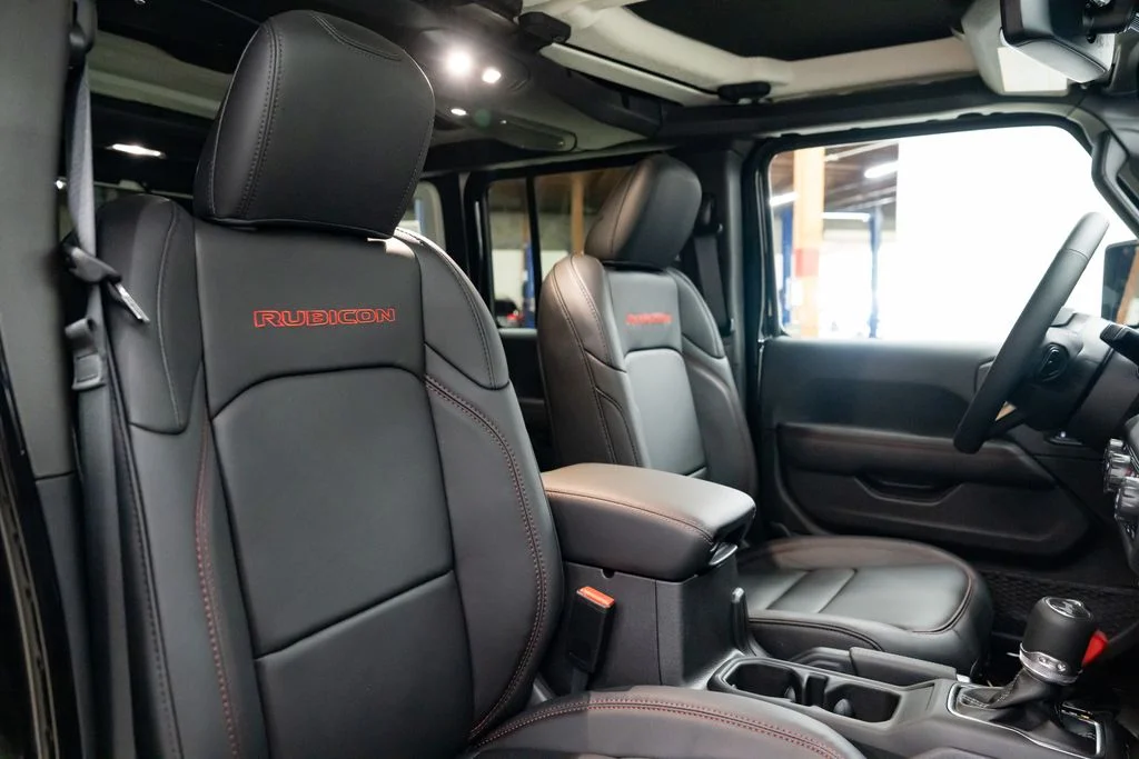 New 2026 Black Clear-Coat Exterior Paint Jeep Rubicon X image 29