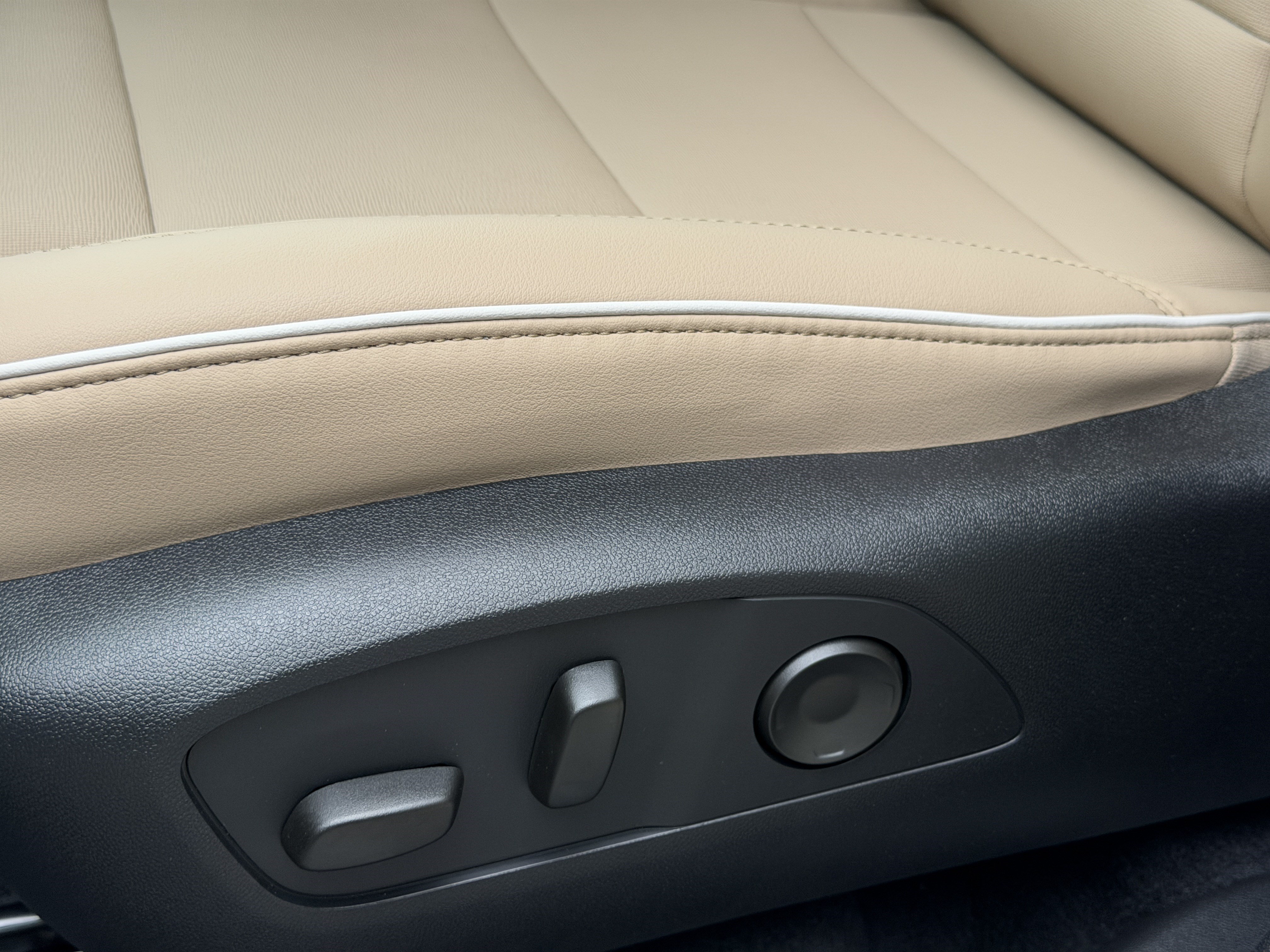 2026 Buick Enclave Preferred - Photo 15