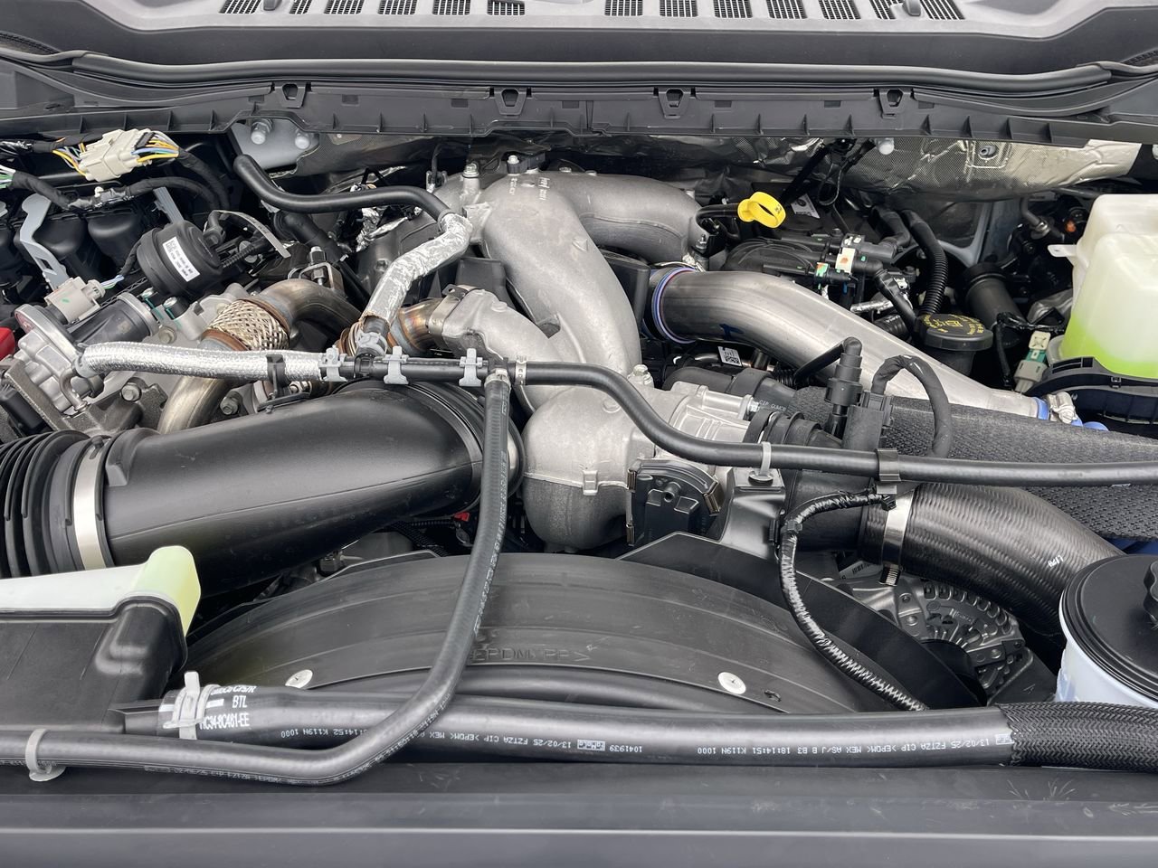 New 2025 Oxford White Ford XL image 25