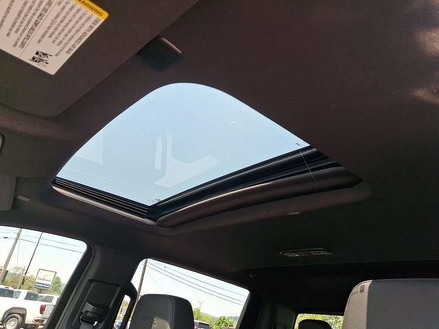 Used 2025 Onyx Black GMC AT4 image 24