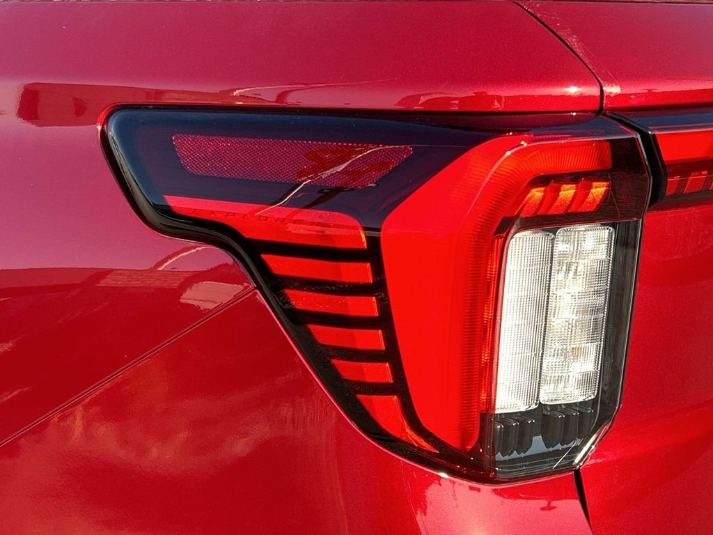 New 2027 Ruby Red Metallic Tinted Clearcoat Ford Active image 10