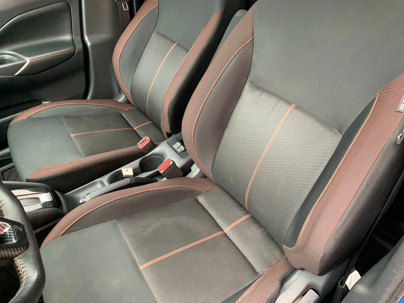 Used 2020 Blue Nissan 1.6 SR image 8