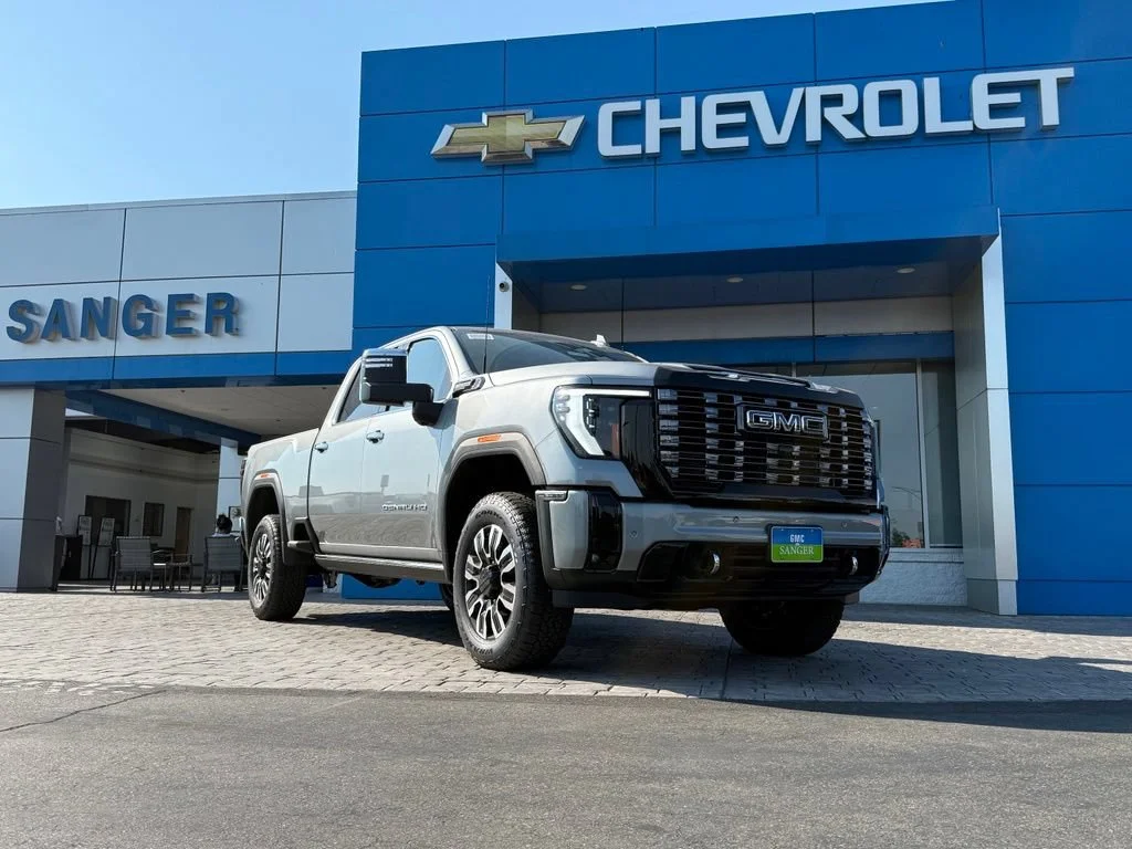 New 2026 Sterling Metallic GMC Denali Ultimate image 2