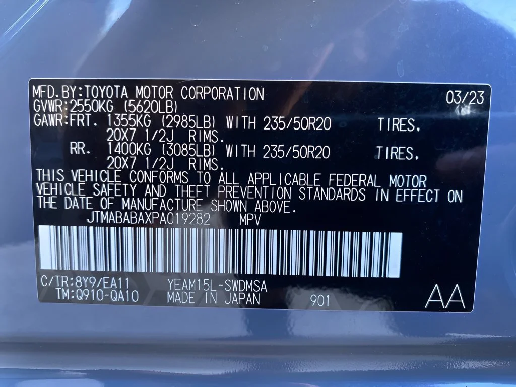 Used 2023 Gray Subaru Limited image 31
