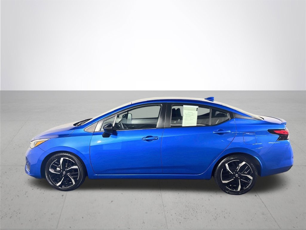 Used 2024 Blue Nissan 1.6 SR image 9