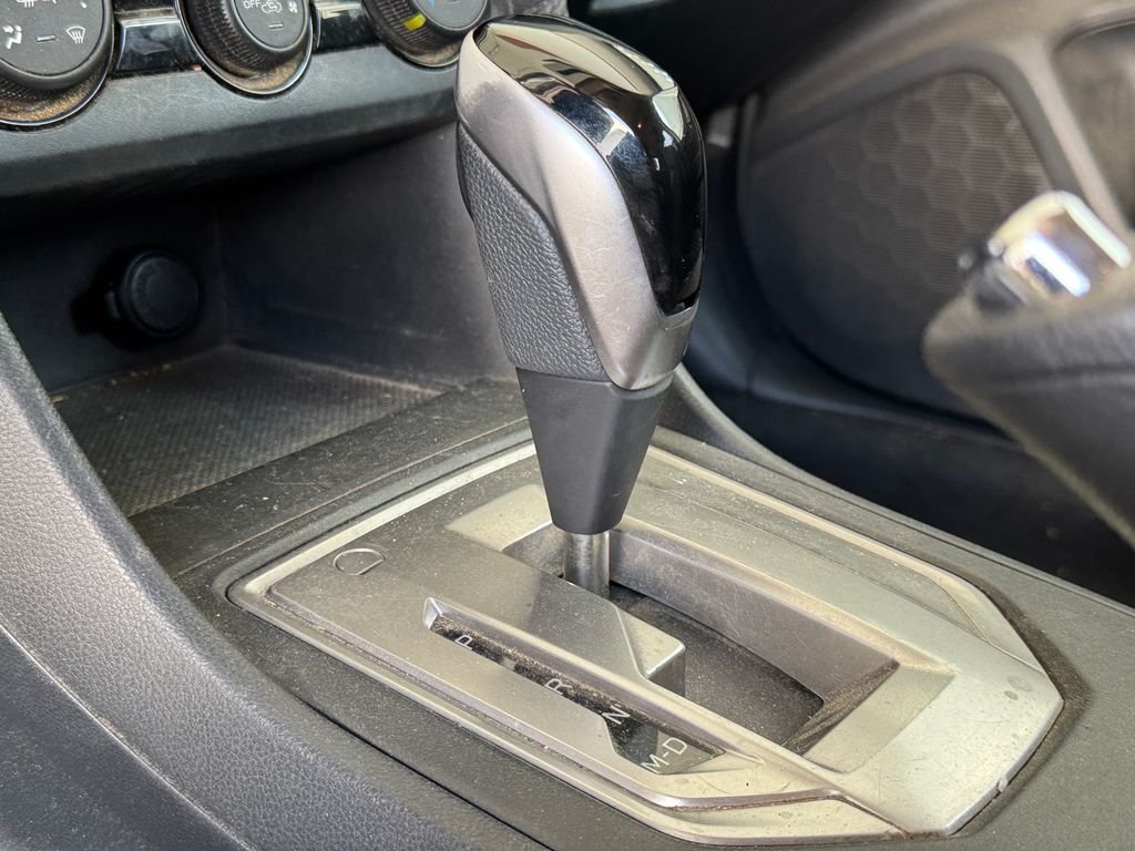Used 2018 Silver Subaru 2.0i Premium image 8