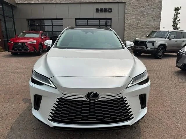 New 2026 Eminent White Pearl Lexus LUXURY image 9