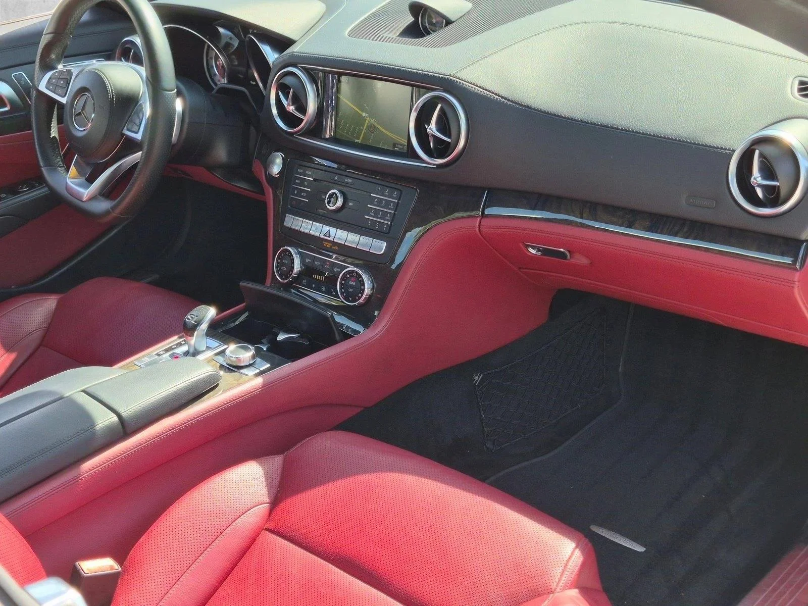 Used 2017 Polar White Mercedes-Benz SL 450 image 19