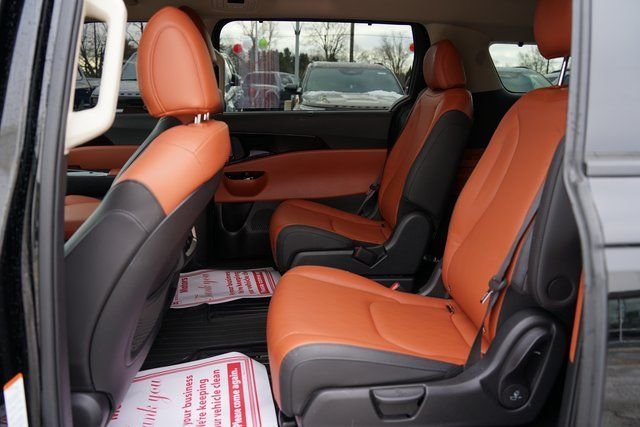 2024 KIA CARNIVAL - Image 8