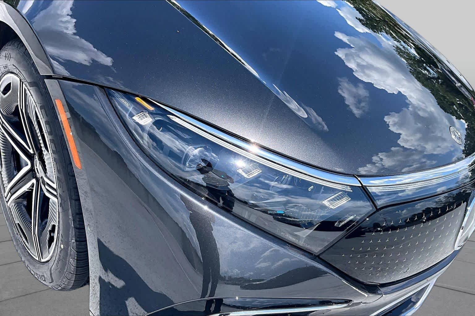 Certified Used 2023 Graphite Grey Metallic Mercedes-Benz EQS 580 image 27