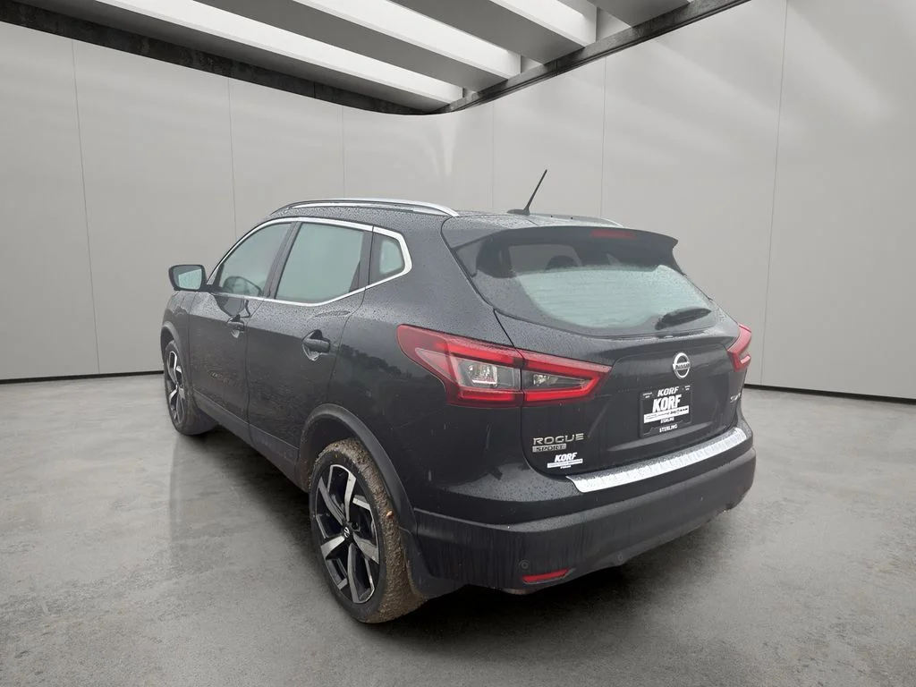 Used 2022 Magnetic Black Pearl Nissan SL image 3