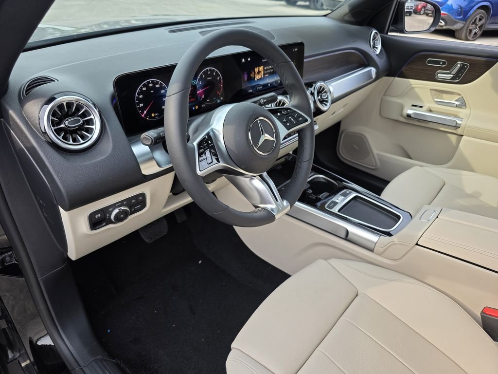 New 2026 Night Black Mercedes-Benz GLB 250 image 17