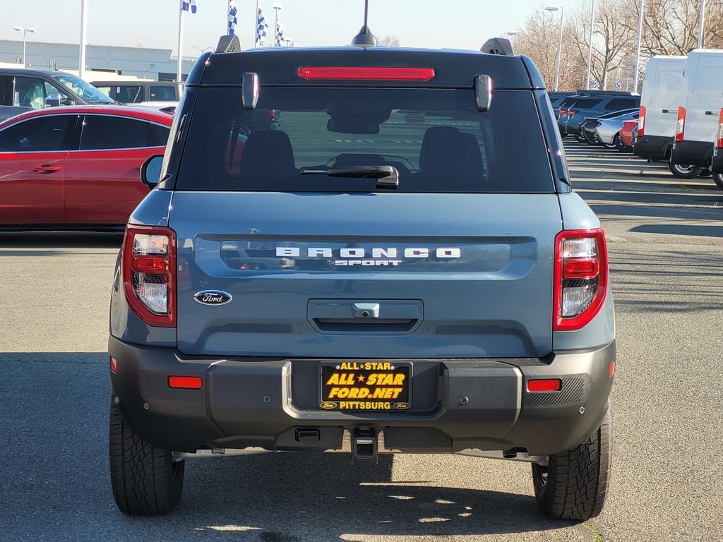 New 2025 Azure Gray Metallic Tri-Coat Ford Badlands® image 4