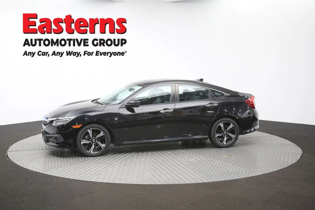 Used 2017 Black Honda Touring image 53