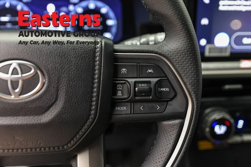 Used 2025 White Toyota Trailhunter image 16