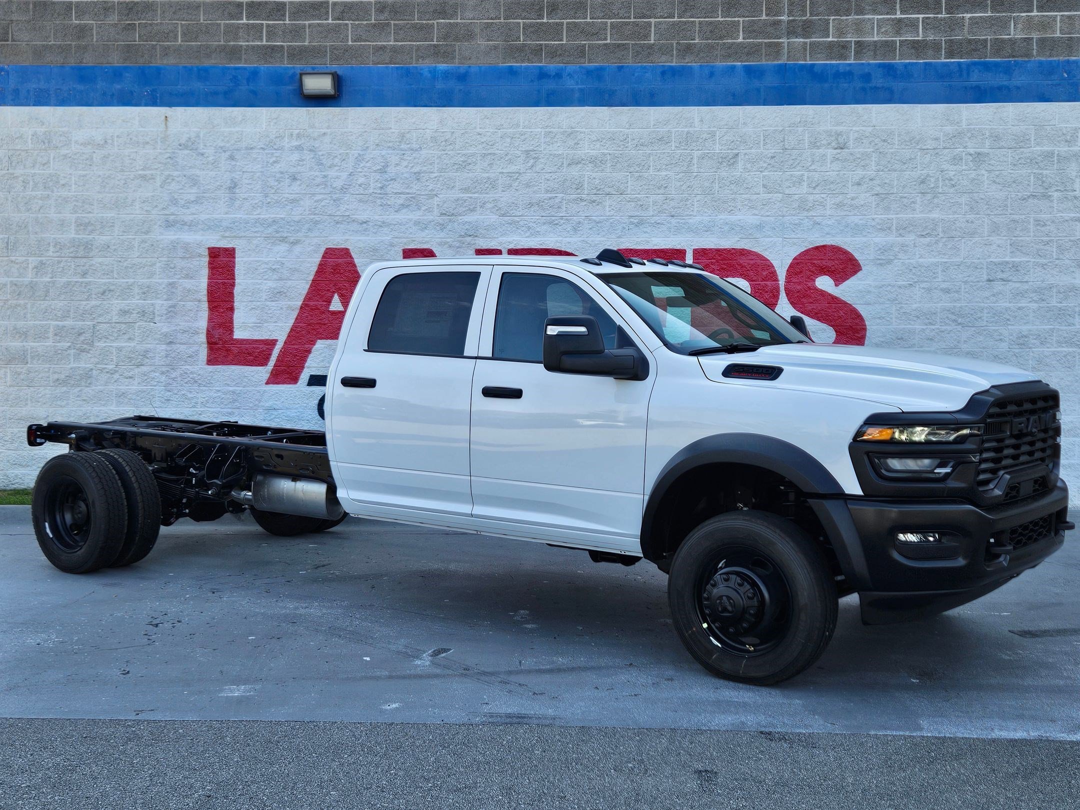 2026 RAM 5500 Big Horn 4X4 Crew Cab DRW 197" WB's photo