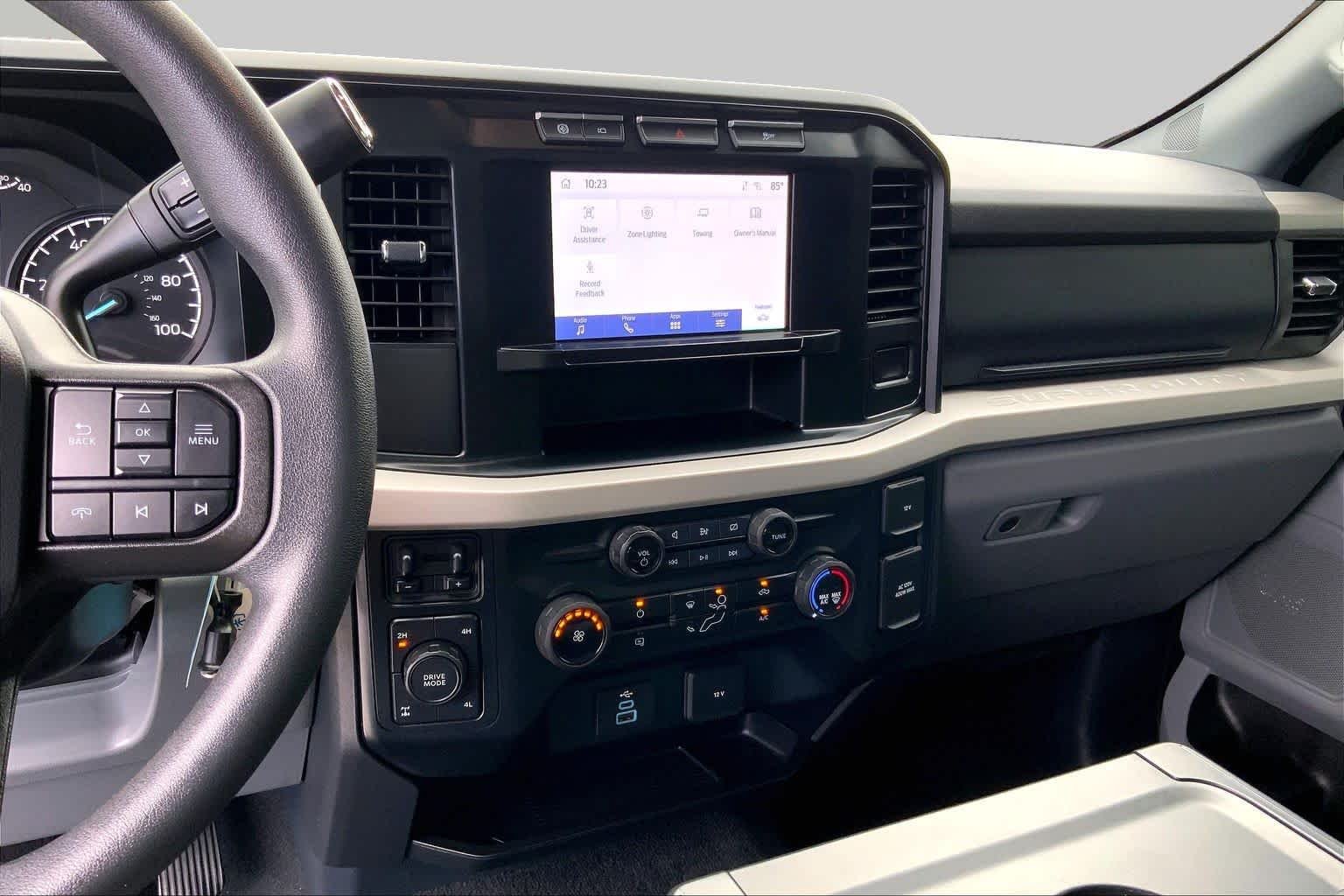 Used 2023 Agate Black Metallic Ford XLT image 6