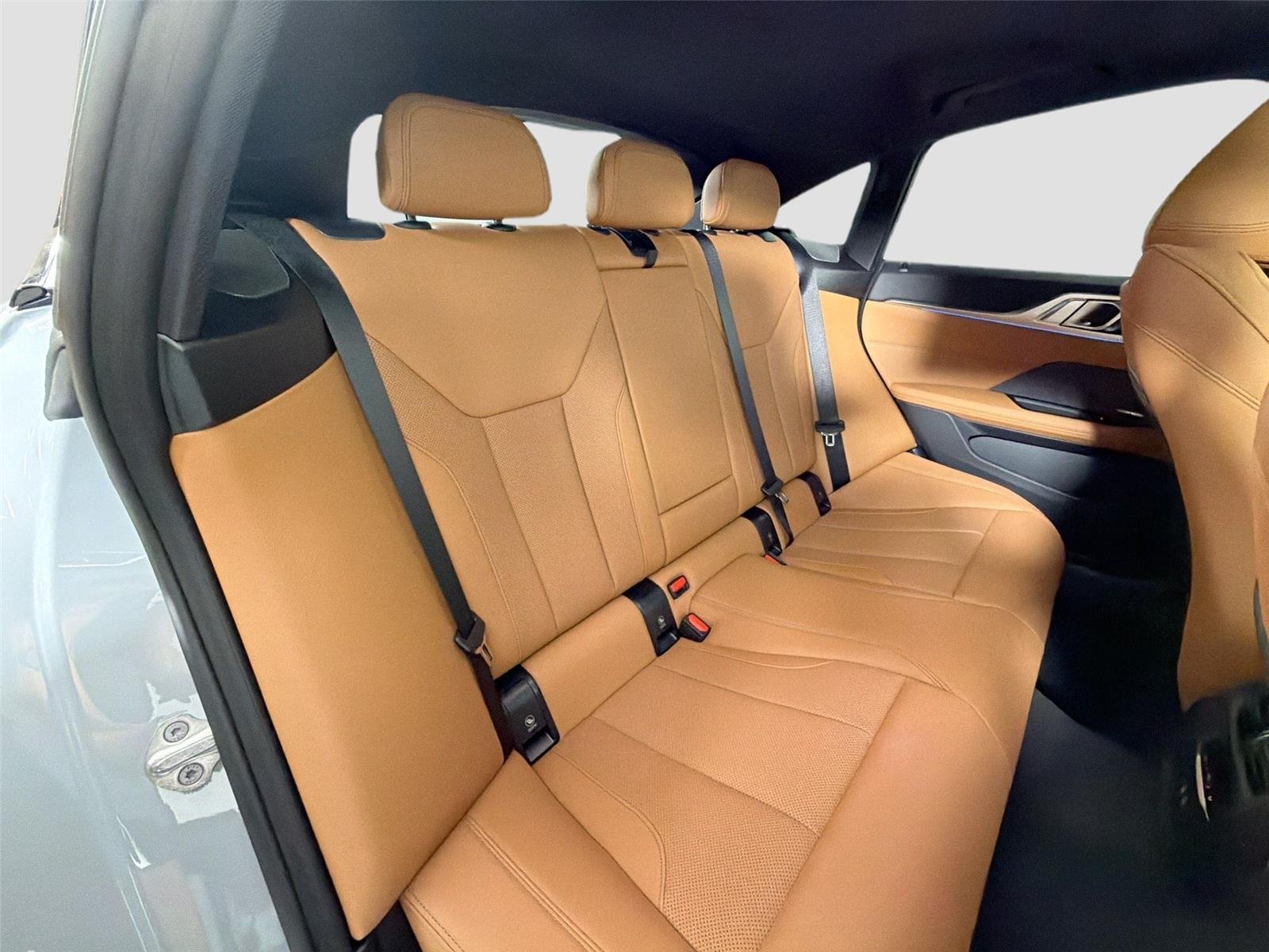 New 2026 Brooklyn Grey Metallic BMW xDrive40 image 29