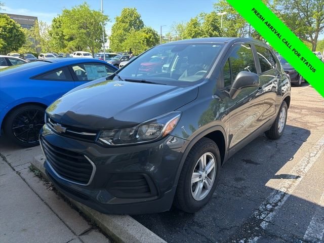 2020 Chevrolet Trax LS's photo