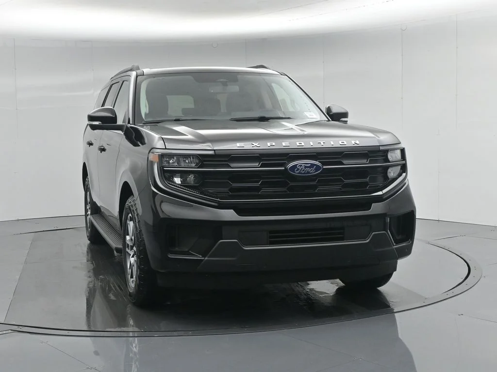 New 2026 Agate Black Metallic Ford Active image 56