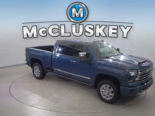 Used 2024 Blue Chevrolet High Country image 34
