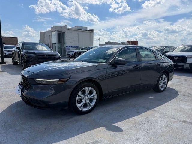 Used 2025 Gray Honda LX image 3
