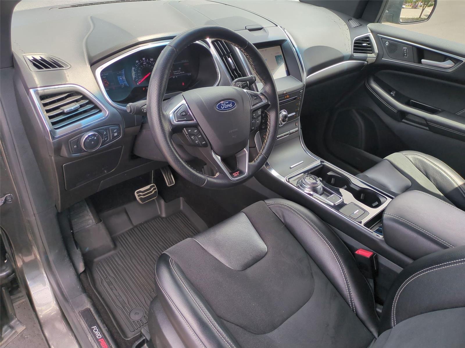 Used 2019 Magnetic Metallic Ford ST image 30