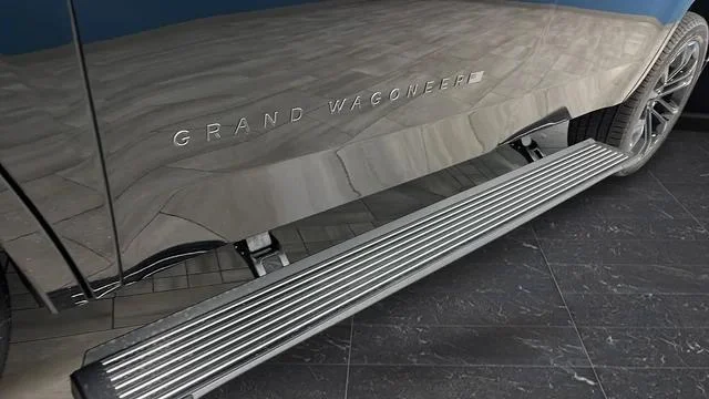 New 2026 High Gloss Black Exterior Paint Jeep Grand Wagoneer image 46