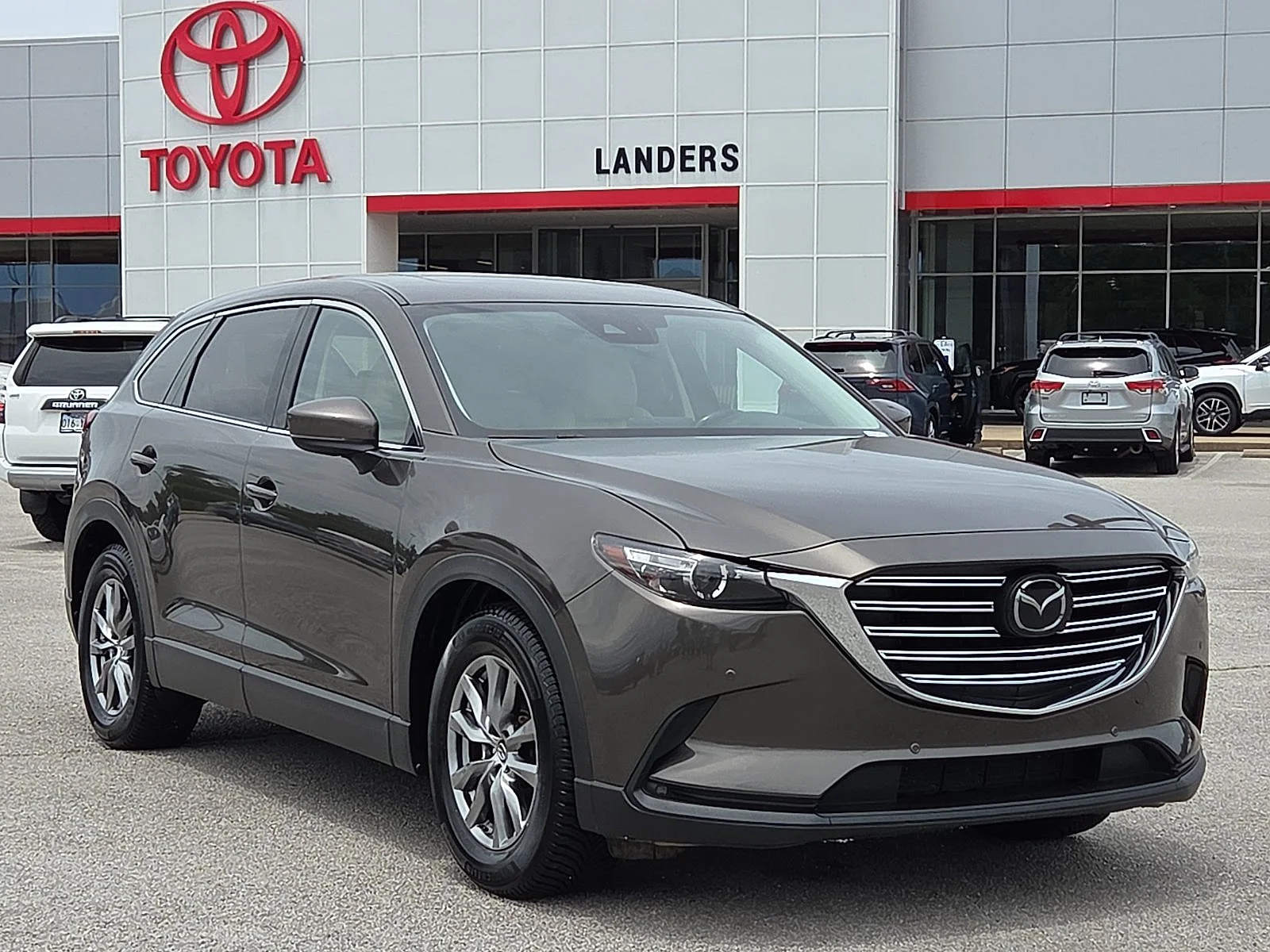 2018 Mazda CX-9 Touring AWD's photo