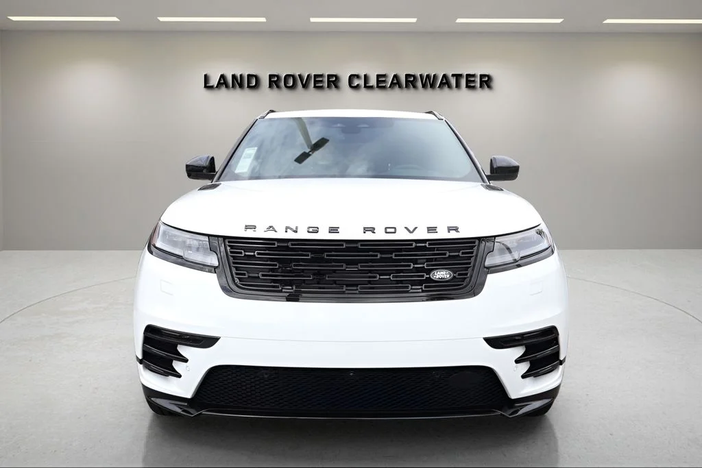 New 2026 Fuji White Land Rover  image 7