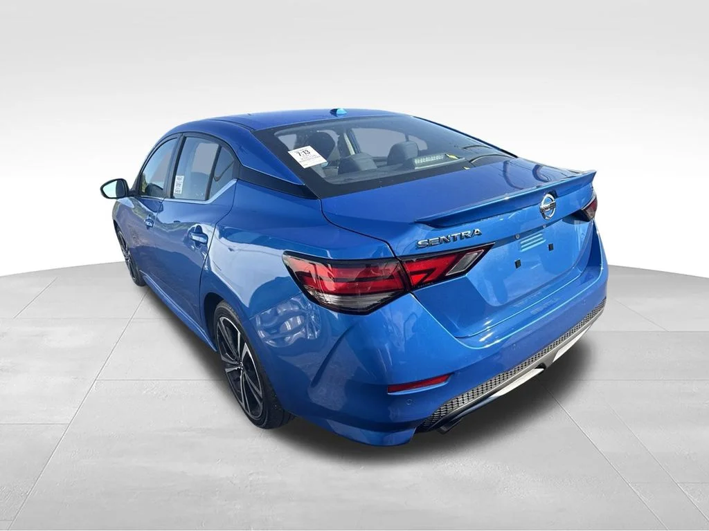 Used 2021 Blue Nissan SR image 5