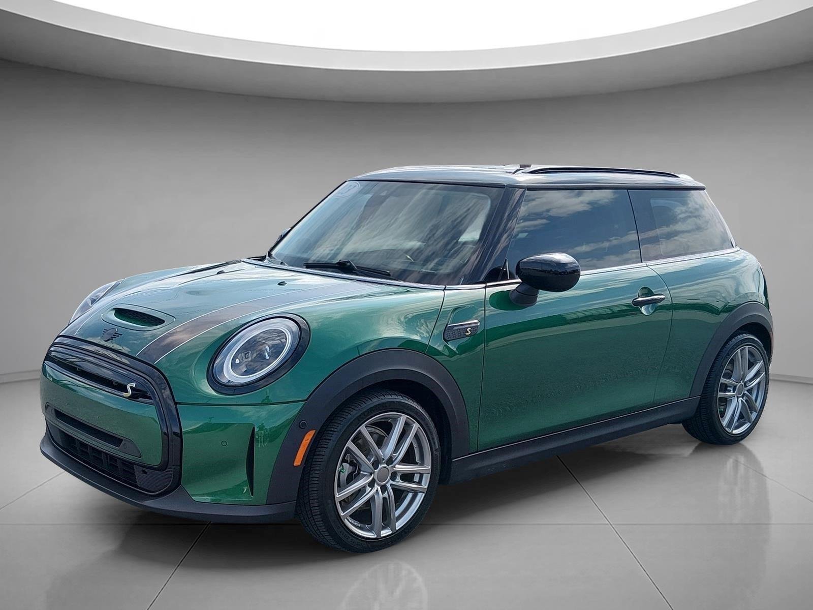 2023 MINI Hardtop Cooper SE