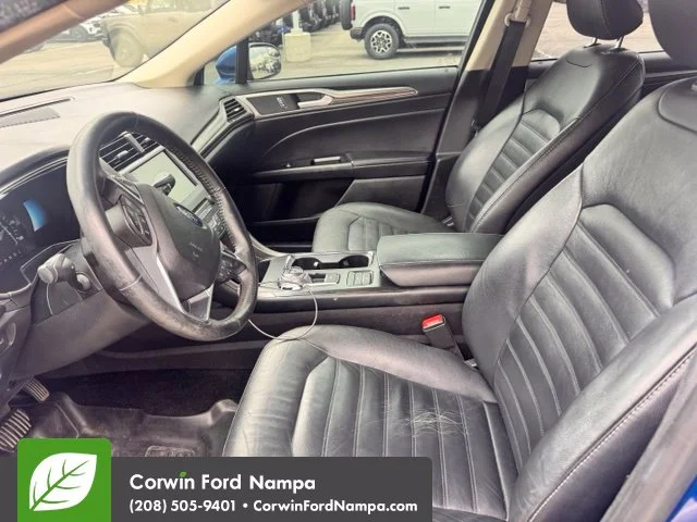 Used 2018 Blue Ford SE Luxury image 13
