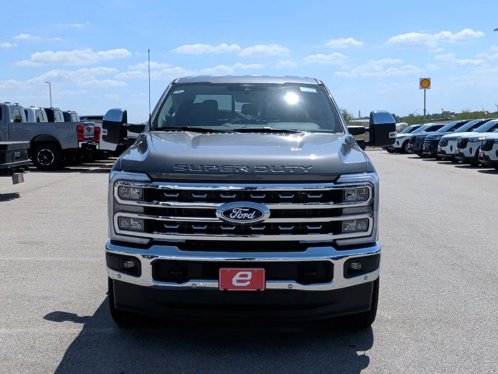New 2027 Carbonized Gray Metallic Ford F-250® Lariat® image 2