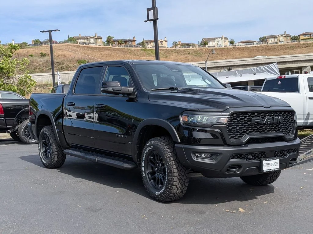 New 2026 Diamond Black Crystal Pearl-Coat Exterior Paint RAM Rebel image 3