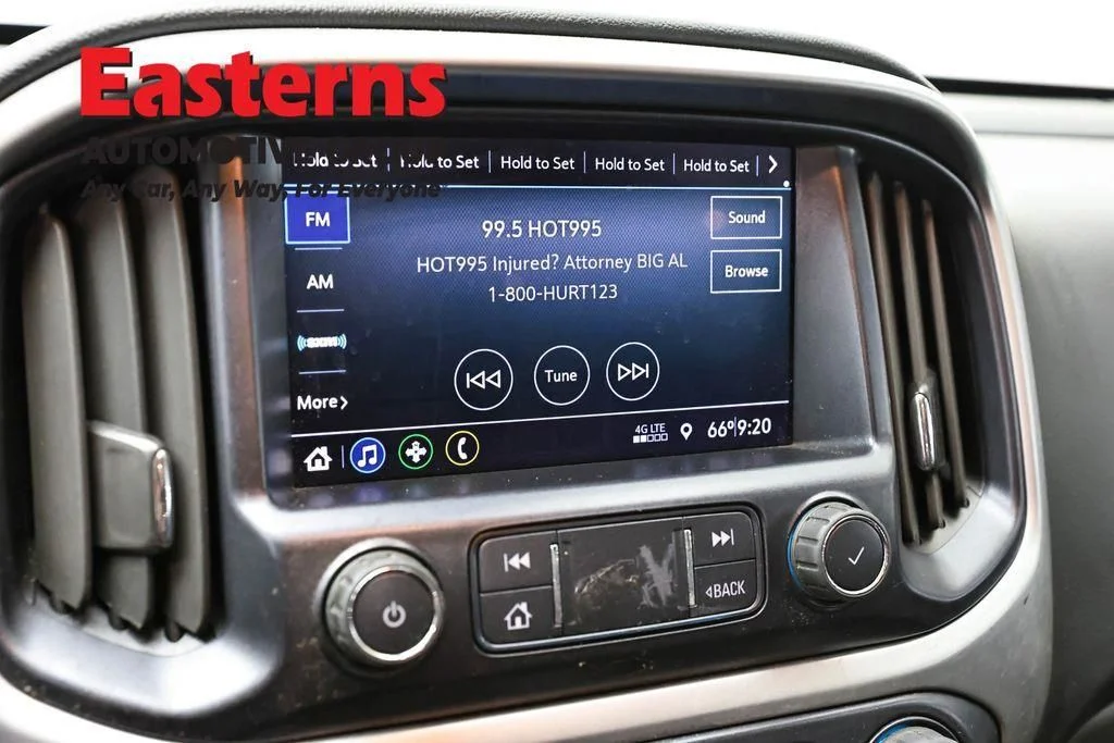 Used 2022 White Chevrolet LT image 21