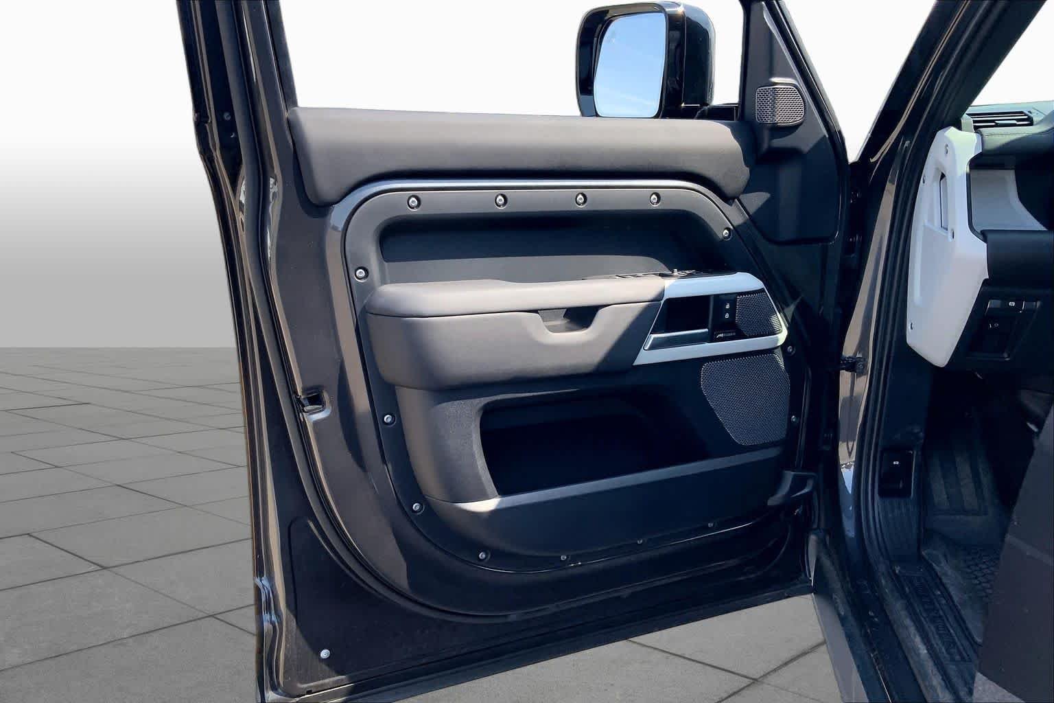 Used 2024 Carpathian Grey Premium Metallic Land Rover S image 21