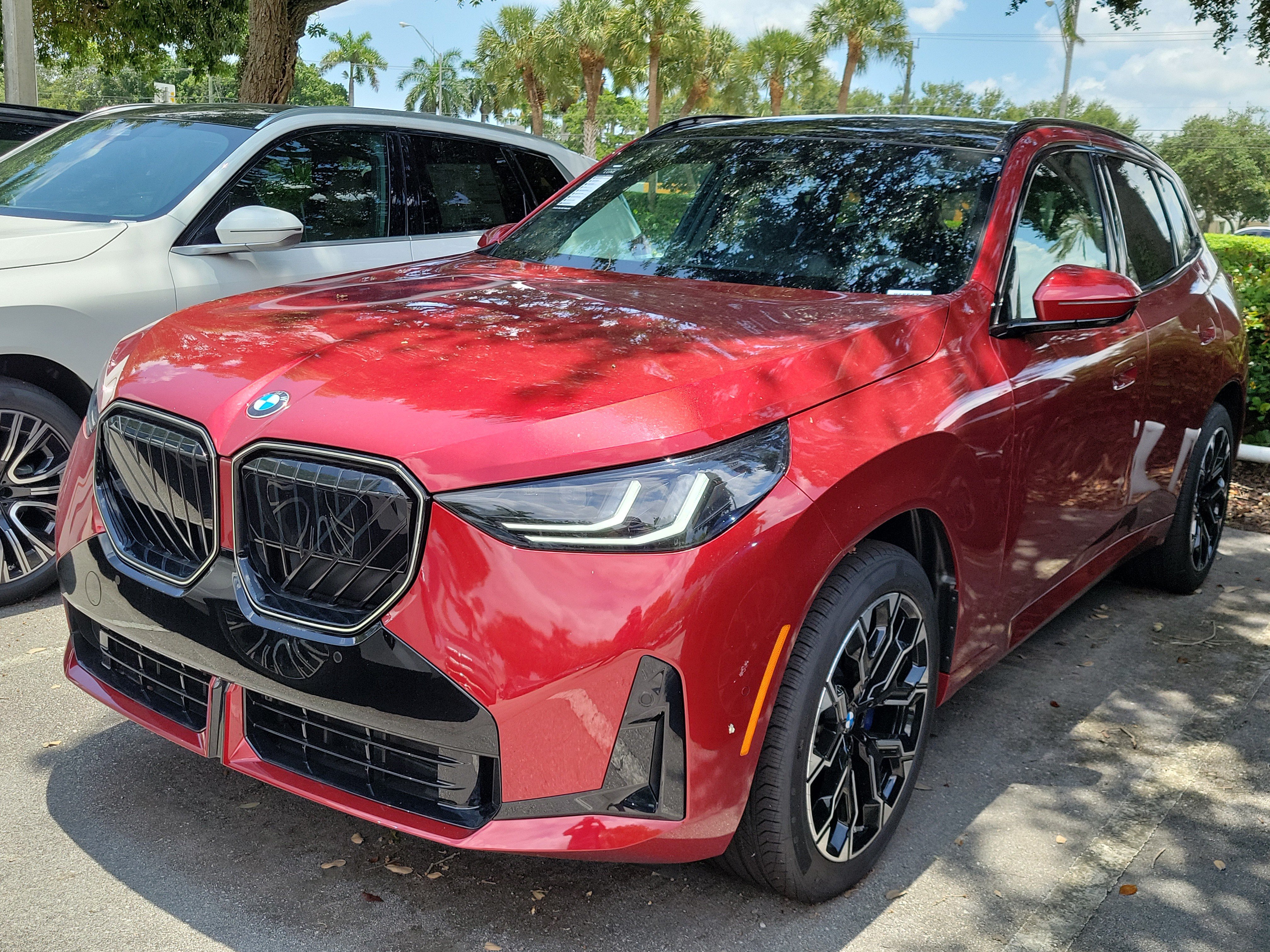 New 2026 Vegas Red Metallic BMW 30 xDrive image 2