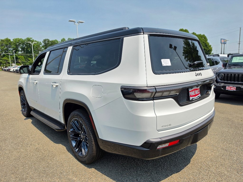 New 2026 White Jeep  image 10