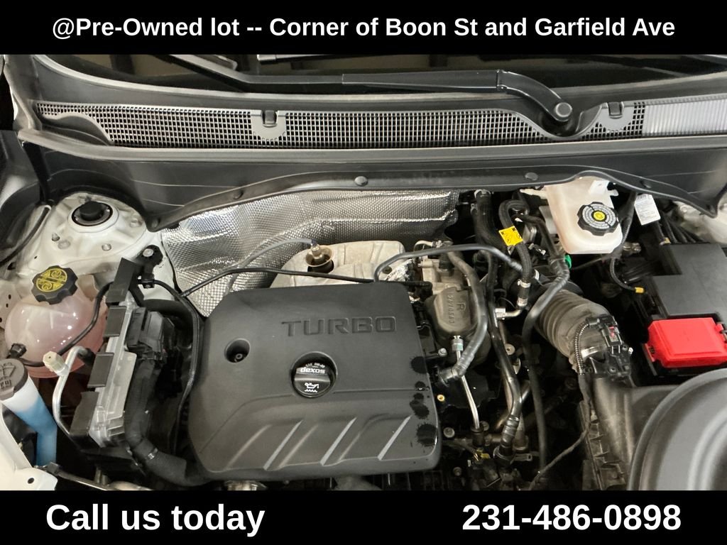 Used 2023 White Buick Preferred image 10